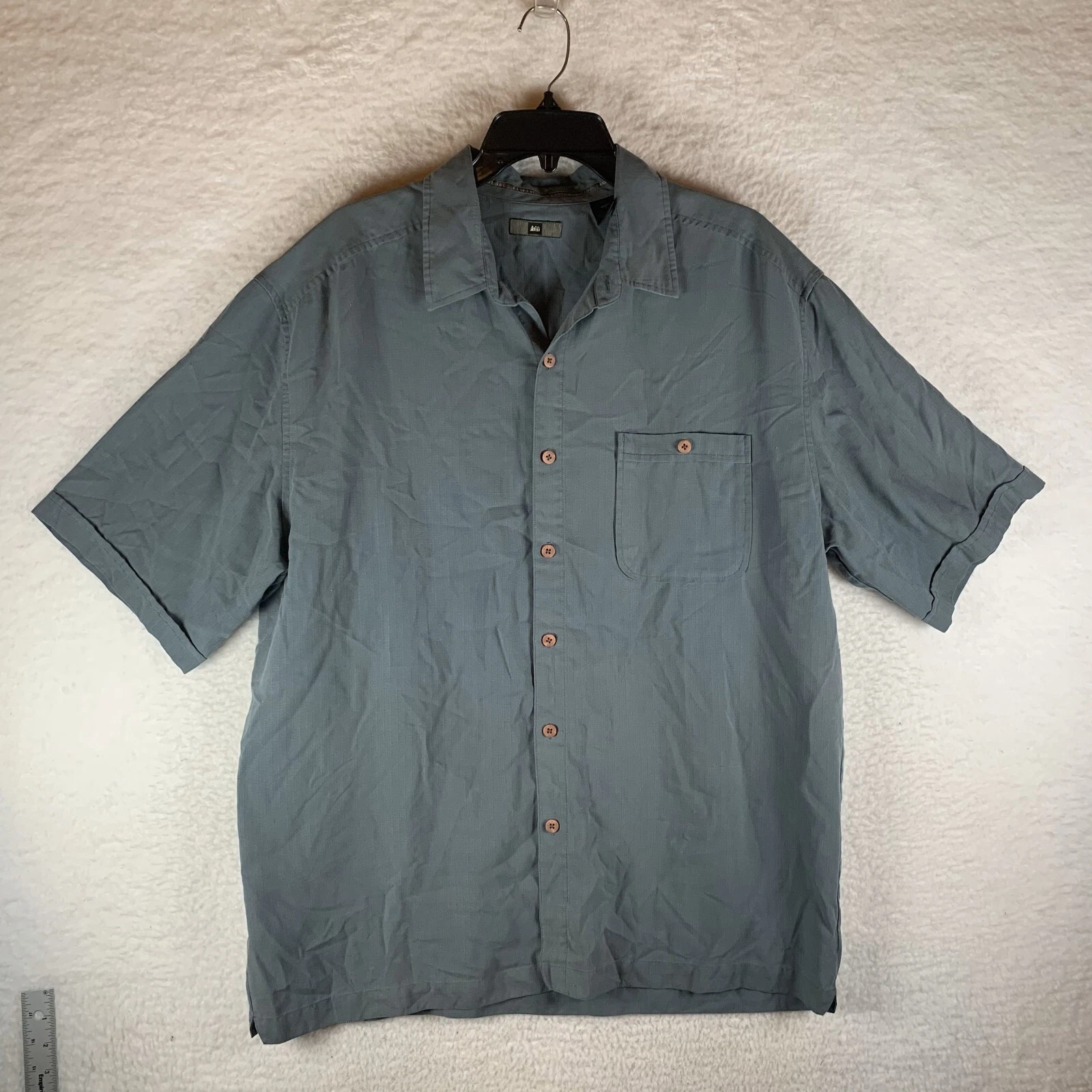REI Men’s Short Sleeve Polynosic Rayon Blend Green Button Up Pocket Shirt Size L