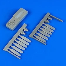 Quickboost 72514  1/72 B17 Flying Fortress Propeller w/Jig Tool for Revell