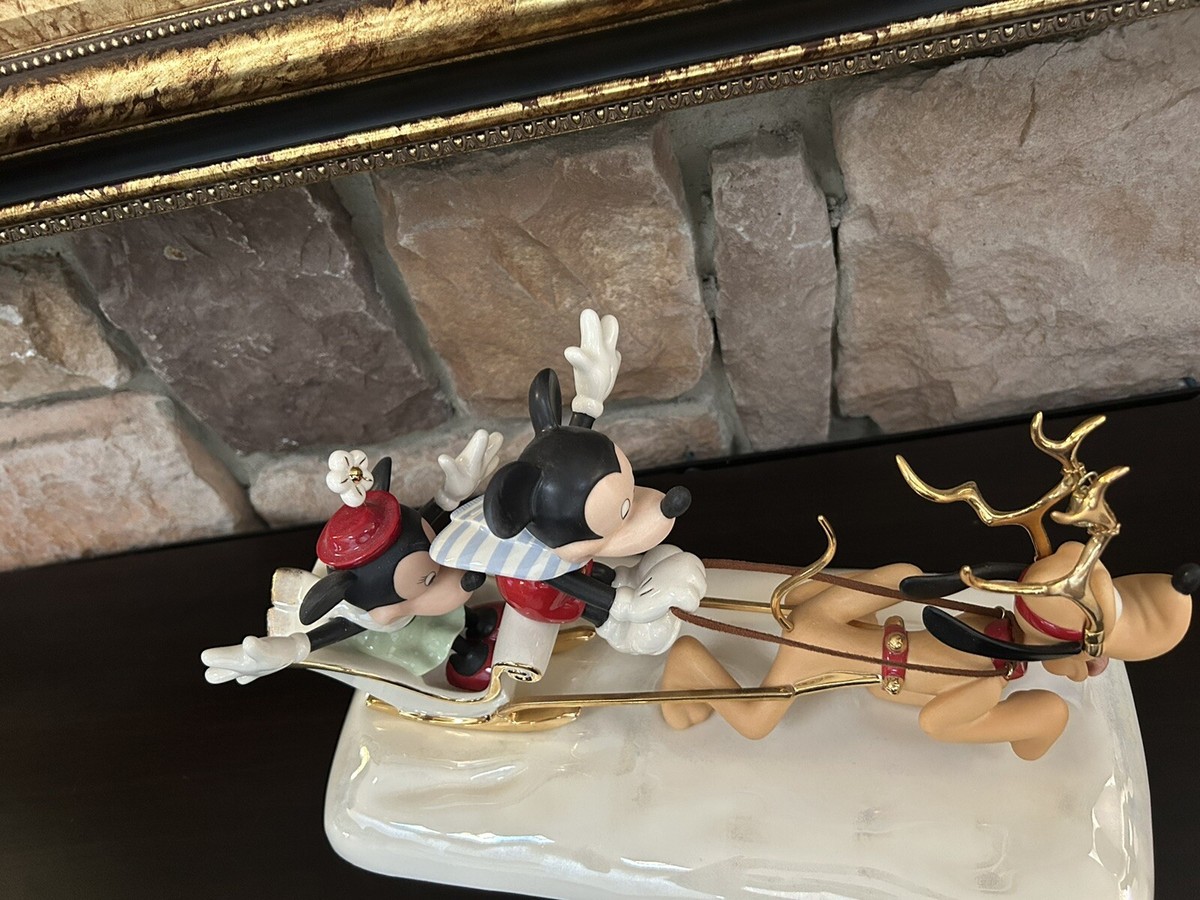 Lenox Disney Showcase Collection Mickey's Snowy Romance Christmas