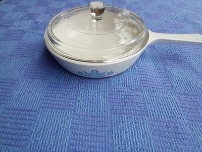 Corning ware p-83-b 6.5 inch blue corn flower menuette with pyres lid