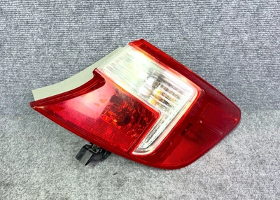 2012 2013 2014 Toyota Camry Tail Light Lamp Right Passenger RH Side OEM - Image 1 of 4