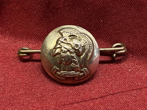 WW1/2 28th London Regiment Artist Rifles Button Broached w/fixing