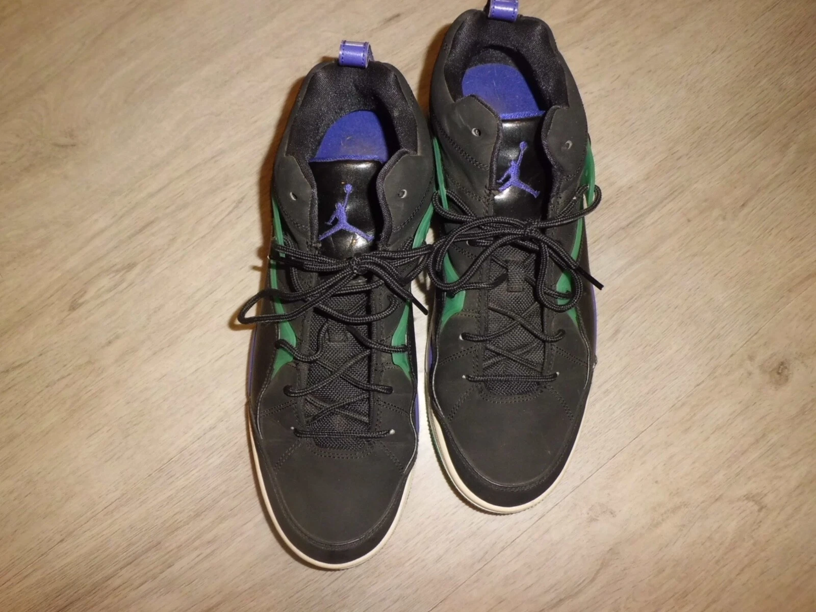 NIKE'S Air Jordan viola nero con bordo verde scarpa uomo taglia 11 5