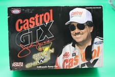 John Force 1998 Action NHRA FUEL FUNNY CAR AUTO CASTROL 7 TIME CHAMPION 1/24