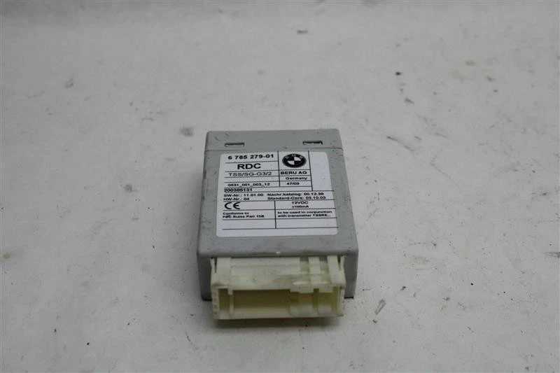 Used Tire Pressure Monitoring System (TPMS) Control Mod fits: 2010 Bmw 528I Susp - Image 2 of 4