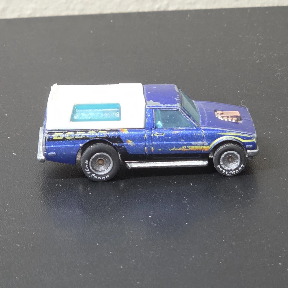 Pneus de borracha vintage Hot Wheels azul 1979 DODGE D-50 Real Riders - Imagem 2 de 4