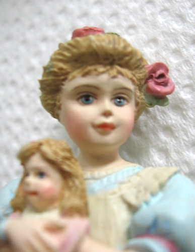 VINTAGE SIGNED JAN HAGARA ADORABLE LITTLE GIRL WITH DOLL BABY 1:12 - Picture 3 of 7