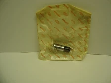 DIALIGHT/DIALCO 135-0428-1475-301 LIGHT BASE,INDICATOR LENS WHITE 75W 125V NIB