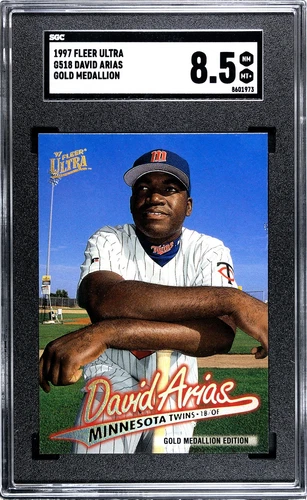 1997 Fleer Ultra Gold Medallion David Ortiz SGC 8.5 #G518 Rookie - RARE HOF