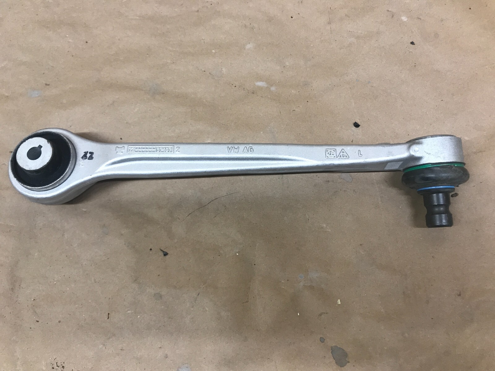 NEW 2018-2022 Lamborghini Urus Control Arm Front Left Upper LH 4M0407505C OEM