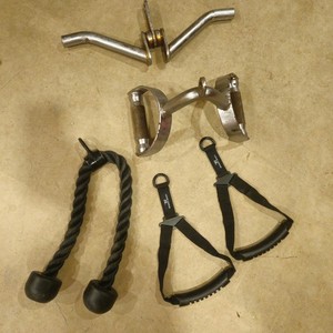 Weightlifting cable machine attachments 5 pieces.