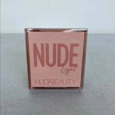 Huda Beauty Light Nude Obsessions Eyeshadow Palette New