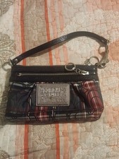 Coach Poppy Tartan Y2K borsa a tracolla a quadri tasca da polso con zip rosa viola nera