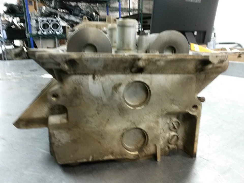 Culata derecha para 07-09 Nissan Titan 5.6 110401LU0A Foto 4 de 4