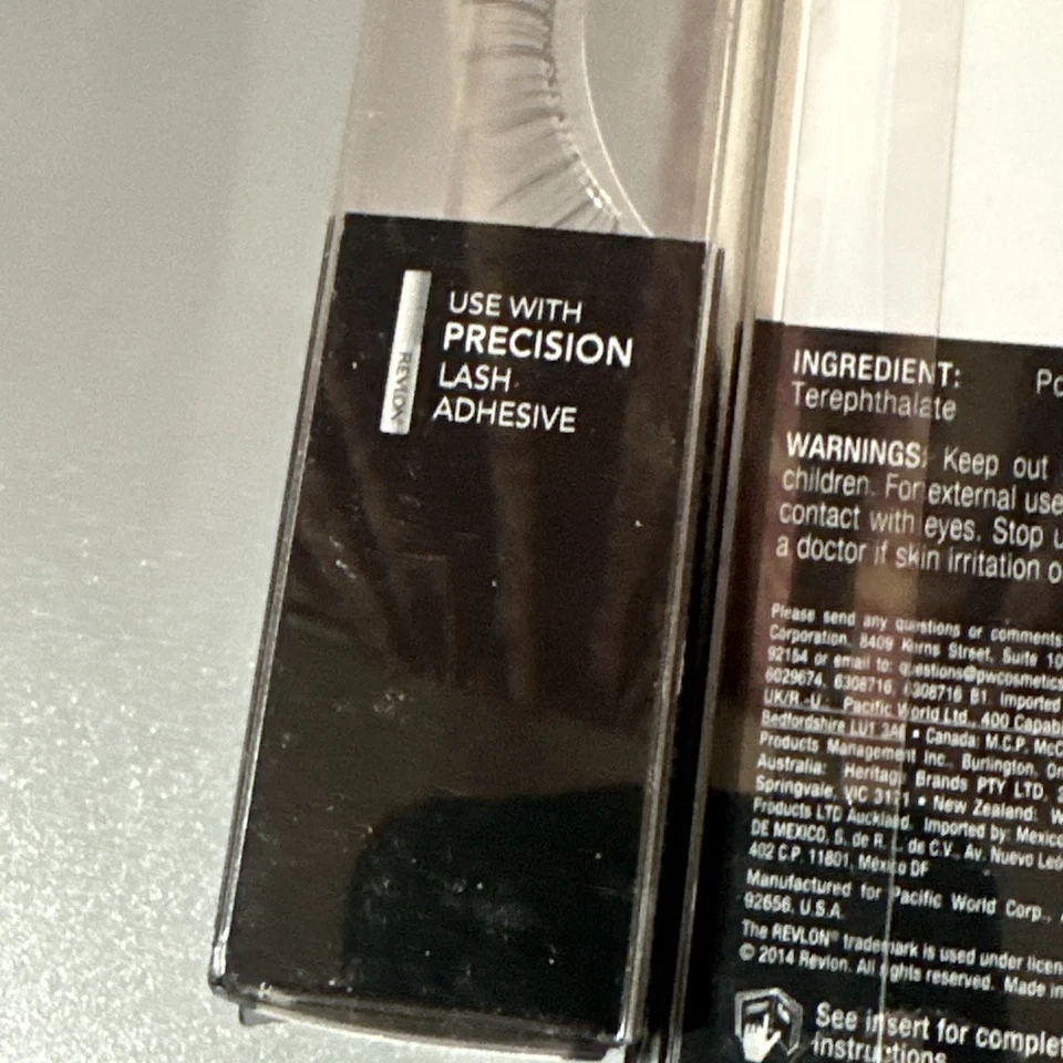 Revlon Define Feather Lite D22 1 Pair Lot Of 2 - Image 4 of 4