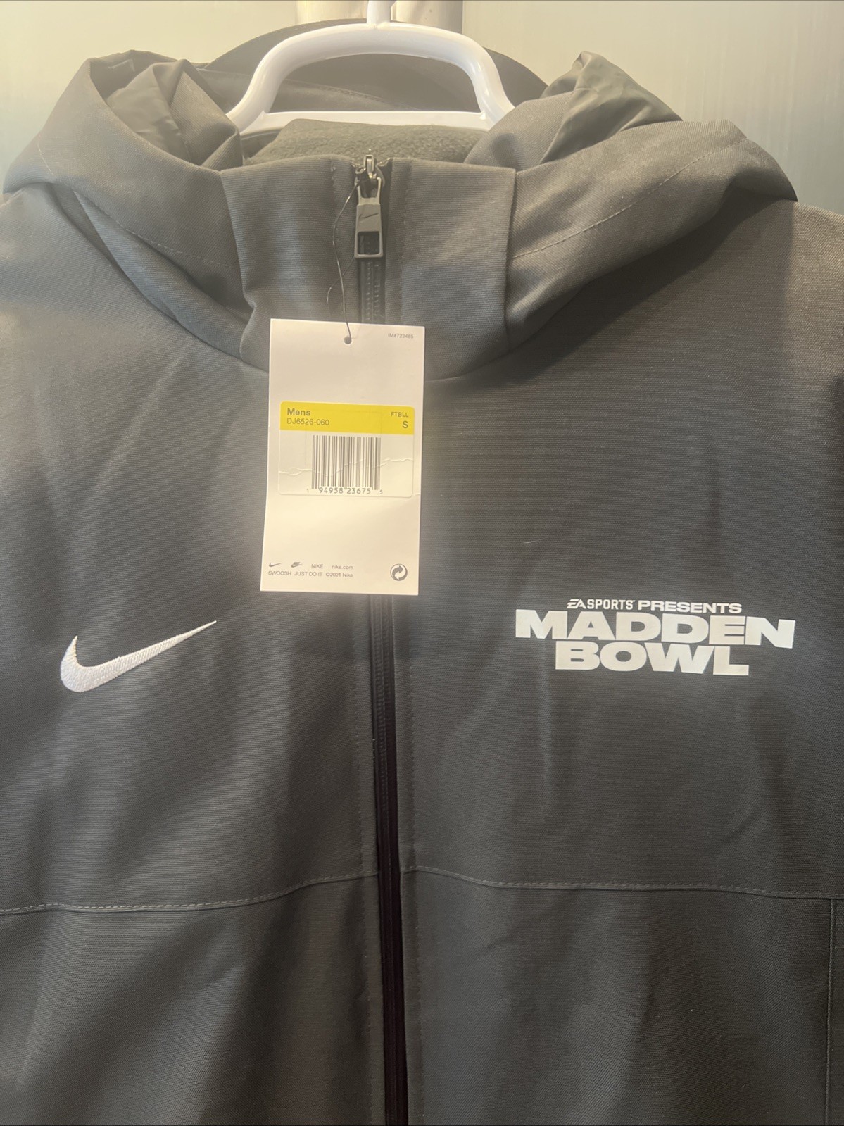 SACAI X NIKE Parka uomo Nike DJ6526 060 EA Sports Madden Bowl Down Fill antracite nuovo con etichette S