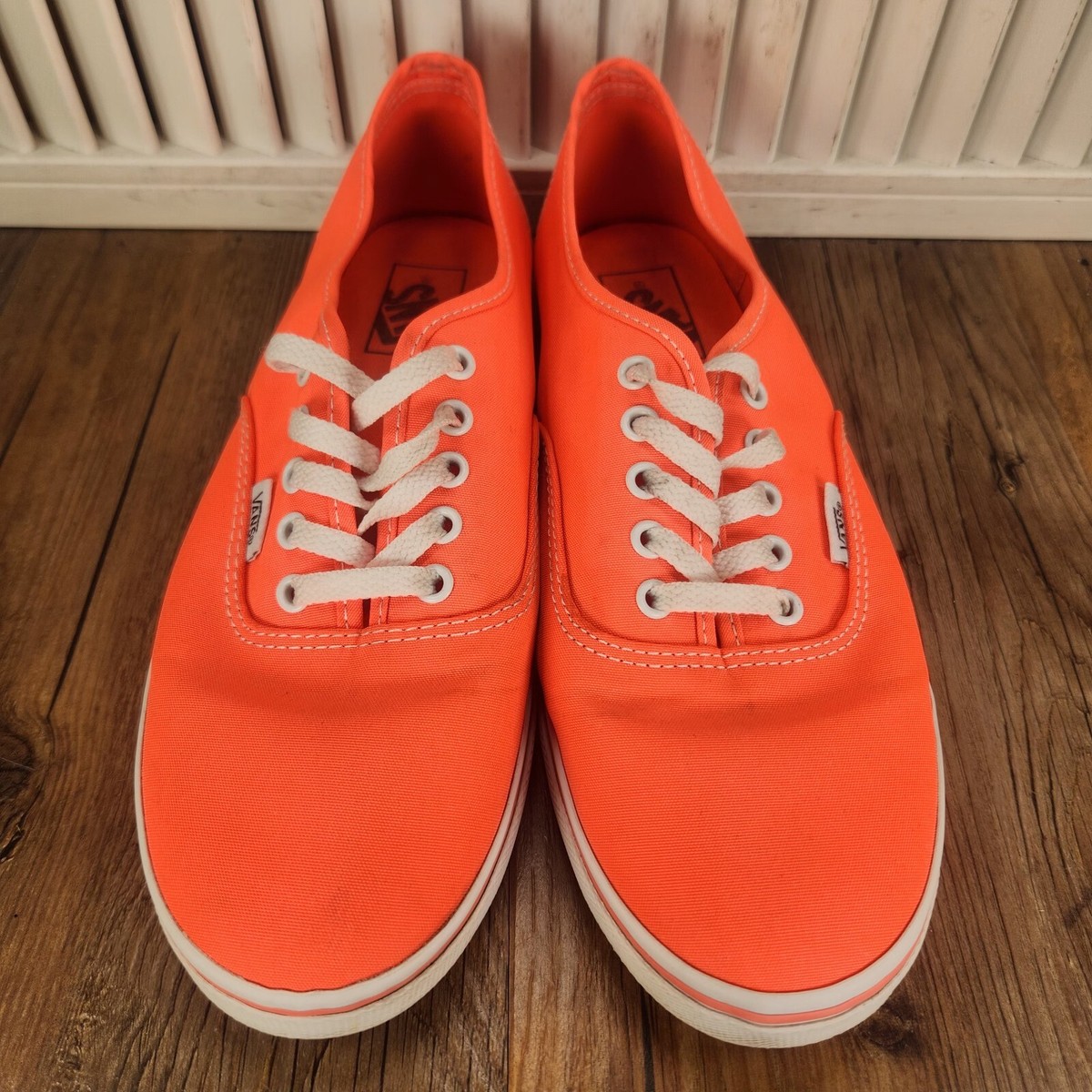 VANS Authentic Lo Pro Women Sz 9.5 Neon Coral Canvas Skate Street 