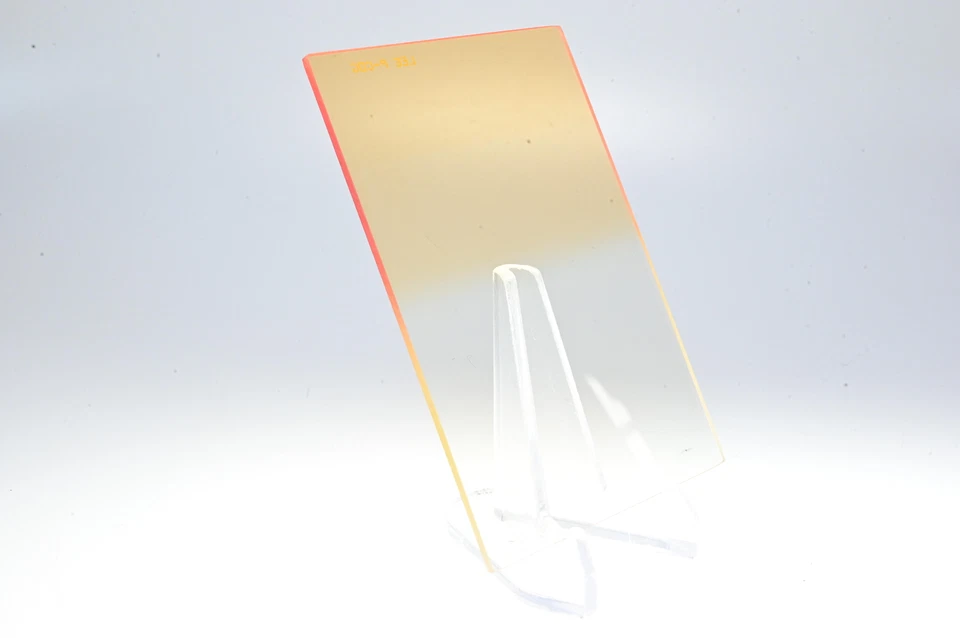 Lee Filters Coral Grad Filter #G946 - Image 4 of 4