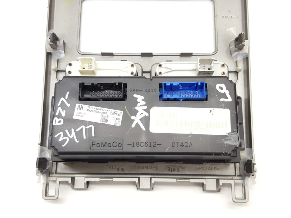 Lincoln MKX 2007-2010 OEM tablero moldura/control de clima digital plateado Foto 4 de 4