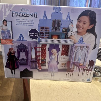 Disney Frozen 2 Fold & Go Portable Arendelle Castle Playset New Dollhouse. New