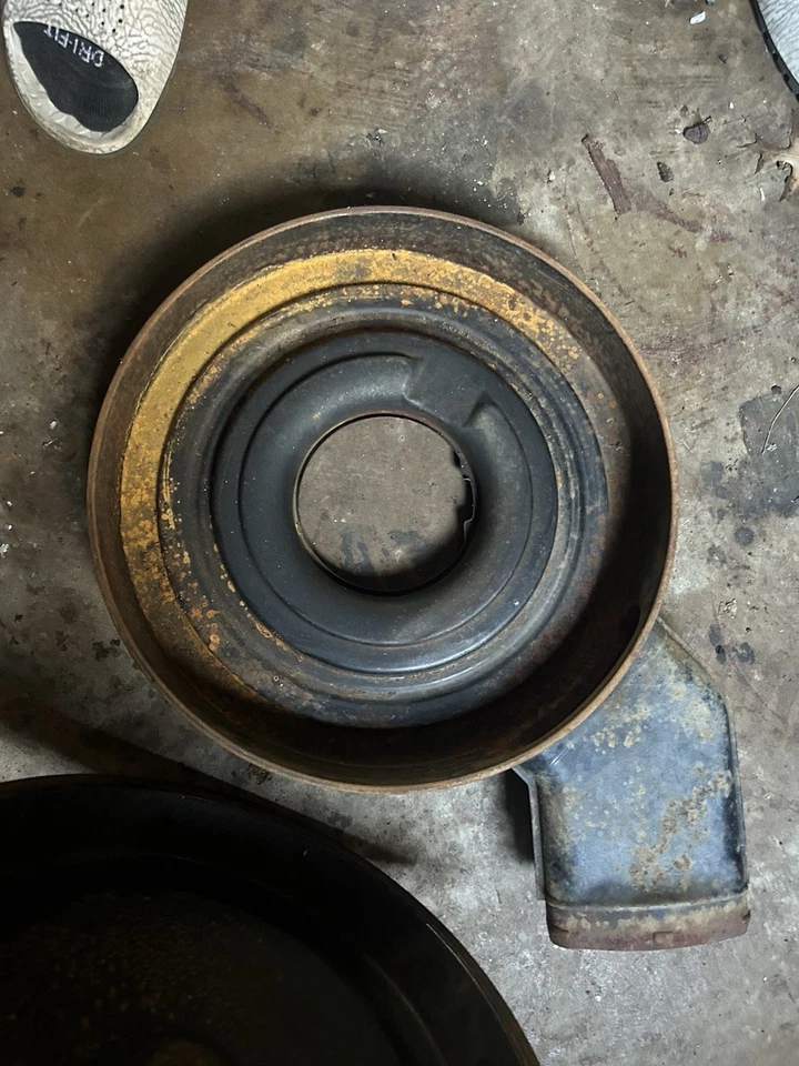 85 86 87 88 CHEVROLET GMC TRUCK 350 OEM AIR CLEANER HOUSING ASSEMBLY USED GOOD - Image 3 of 3