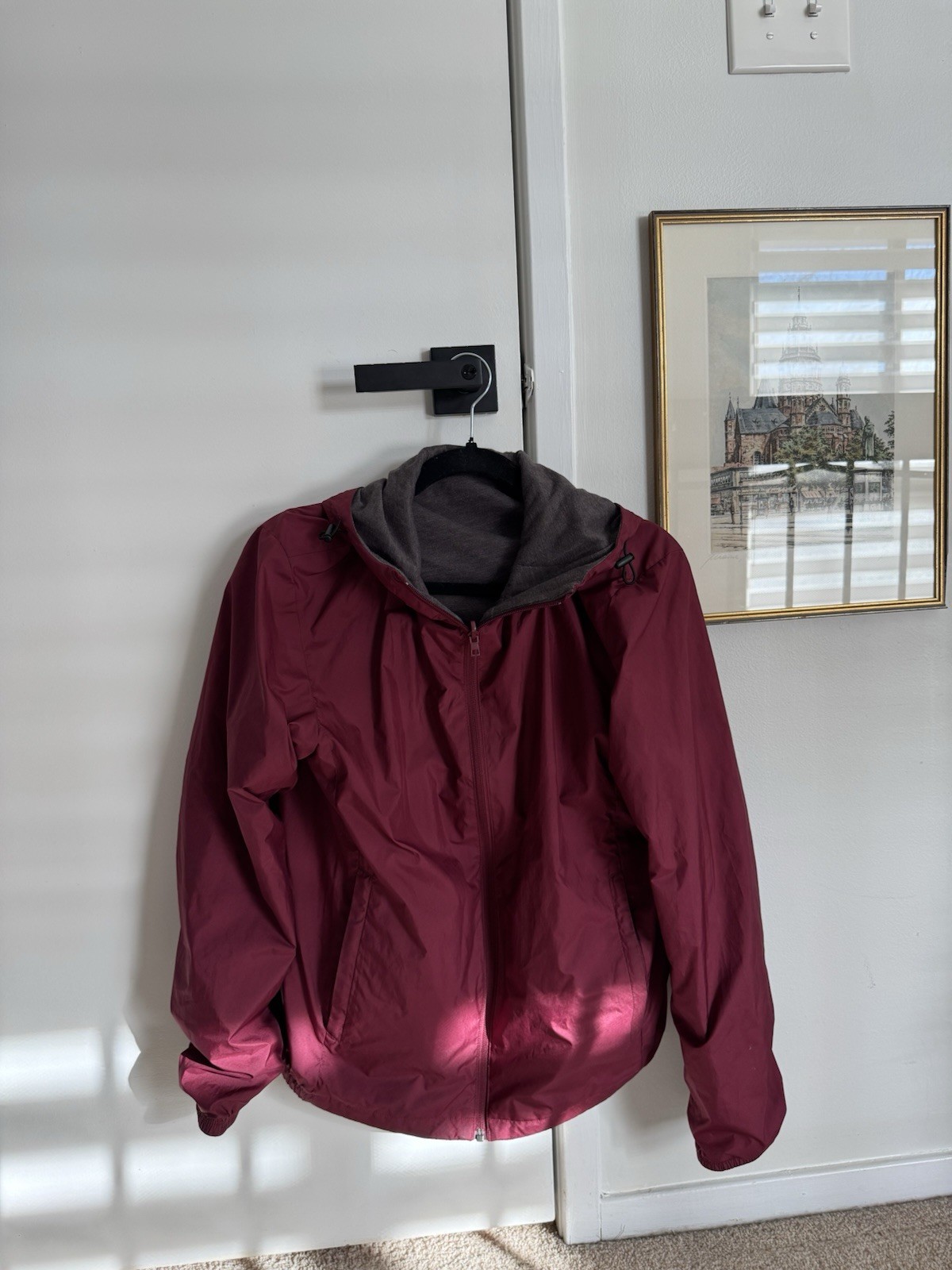 Uniqlo Women’s Medium Reversible Wind Breaker Jacket Dark Red/Gray