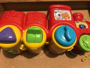 vtech baby pop up friends train