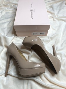 chinese laundry black platform pumps