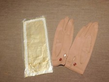 VINTAGE 1 PAIR LADY CRESCENDOE'S NEW CARESSE LEATHER FABRIC GLOVES NEW OLD STOCK