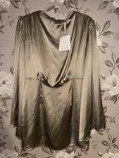 Pretty Lavish Evening Dress Short Size 10 New
