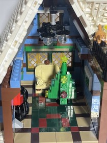 Lego Creator Expert 2012 Winter Village Cottage #10229 Retired Read