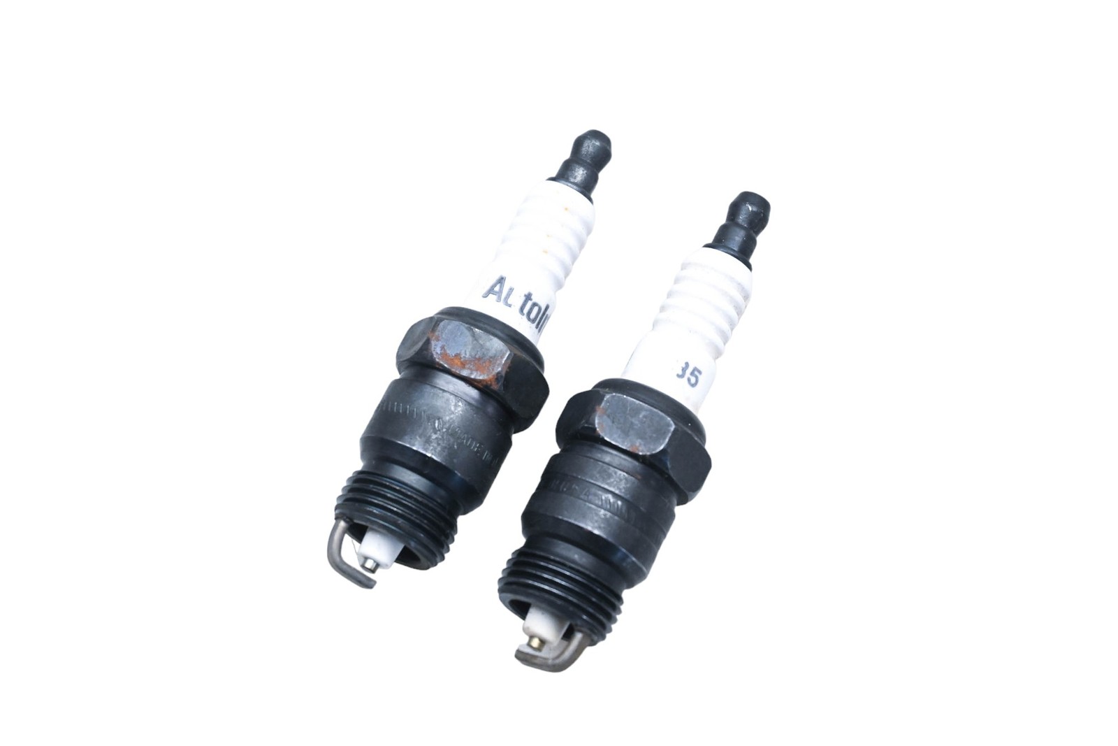 Autolite 35 Copper Core Regular Spark Plugs Qty 2 NOS