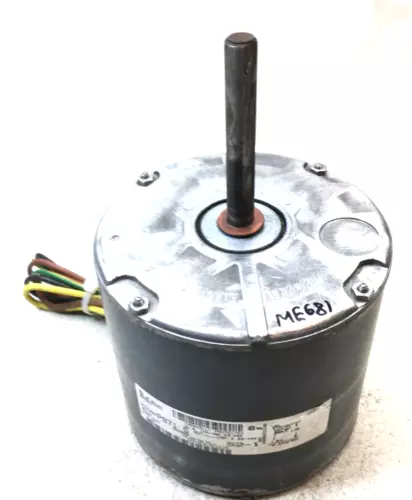 GE 5KCP39NFP971S Condenser Motor HC41AE221A 200/240V 1/4HP 850 RPM used #ME681