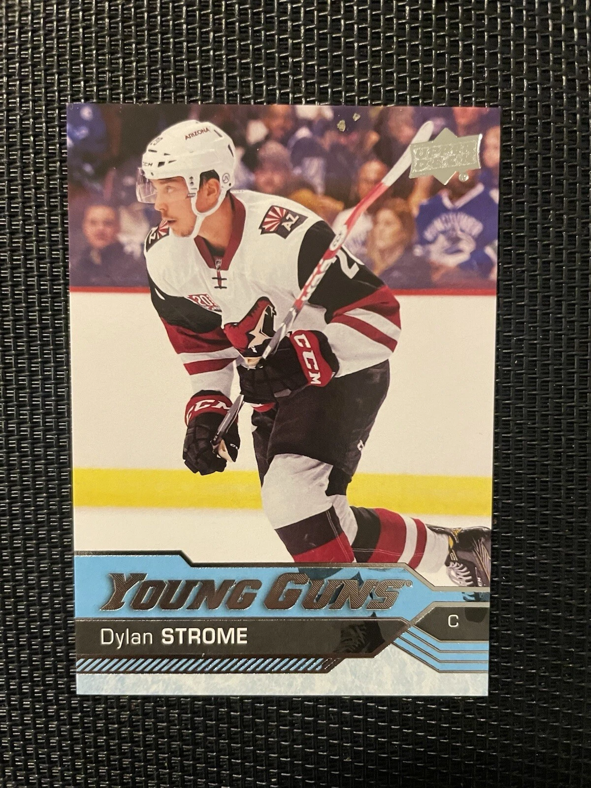 Dylan Strome trading card