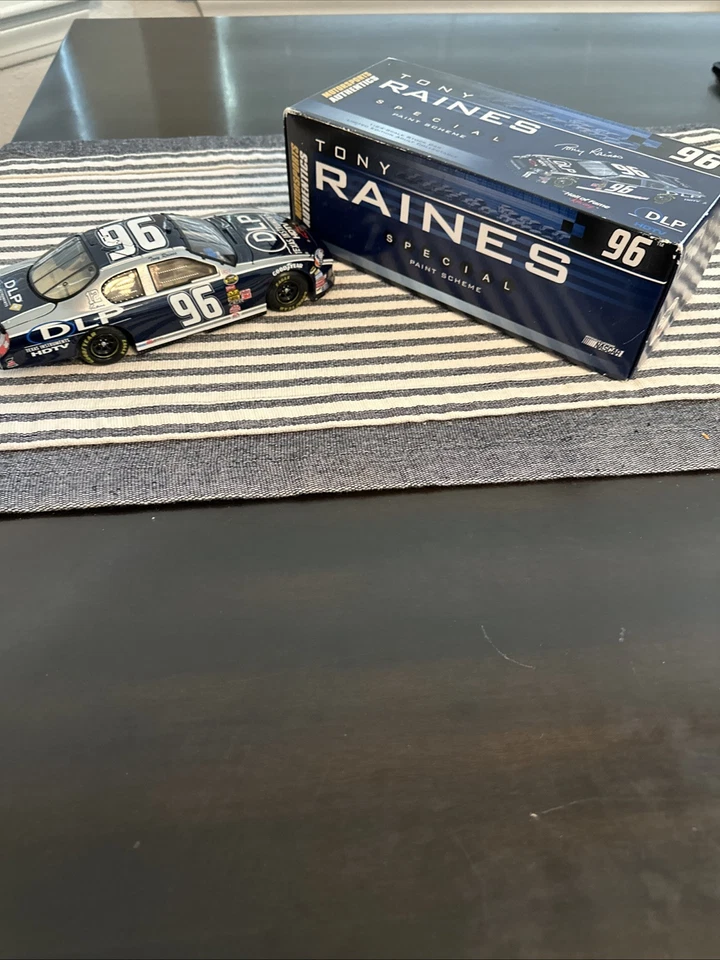 Nascar 1/24 Tony Raines #96 Texas Instruments DLP/Troy Aikman 2006 M/C 1 Of 144 - Image 3 of 4