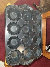 Nordic Ware Heavy Cast Aluminum Non Stick Tart/Mini Muffin Pan. USA Made