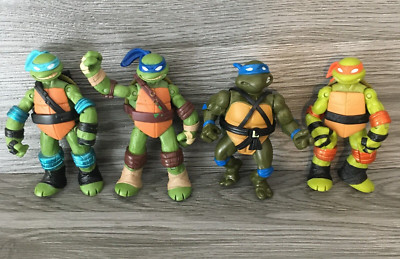 Teenage Mutant Ninja Turtles 2016 Figuren Viacom Toys 4er Set Konvolut Restposten