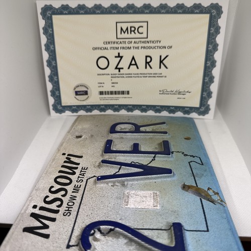 Ozark Set Requisiten - Charlotte’s Permit, Buddys Autokennzeichen und Nummernschild mit Zertifikat - Bild 2 von 20