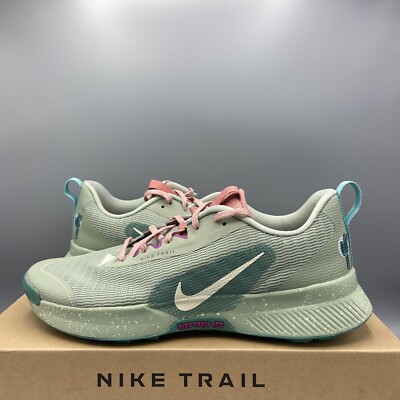 Nike Juniper Trail 3 Sneaker Jadegrün Laufschuhe UK 8,5 EU 43 NEU