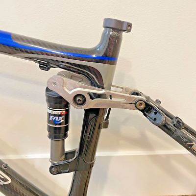 Giant NRS C2 Carbon Full Suspension Mountain Bike Frame 17” Fox