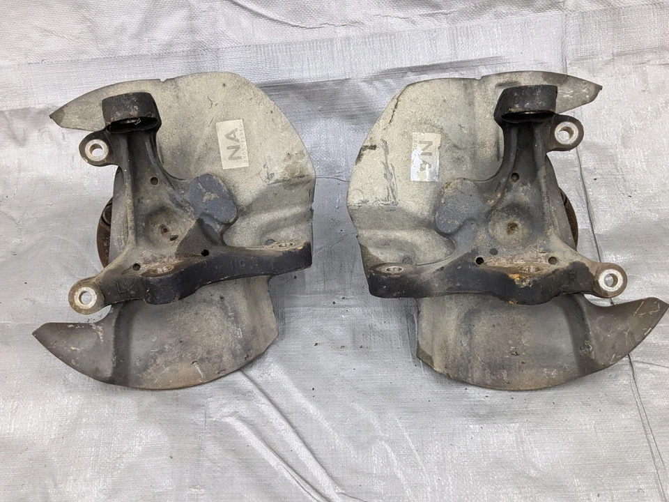 Par de nudillos de buje de husillo delantero izquierdo y derecho Mazda Miata 1999-2005 99-05 98NB18G Foto 2 de 4