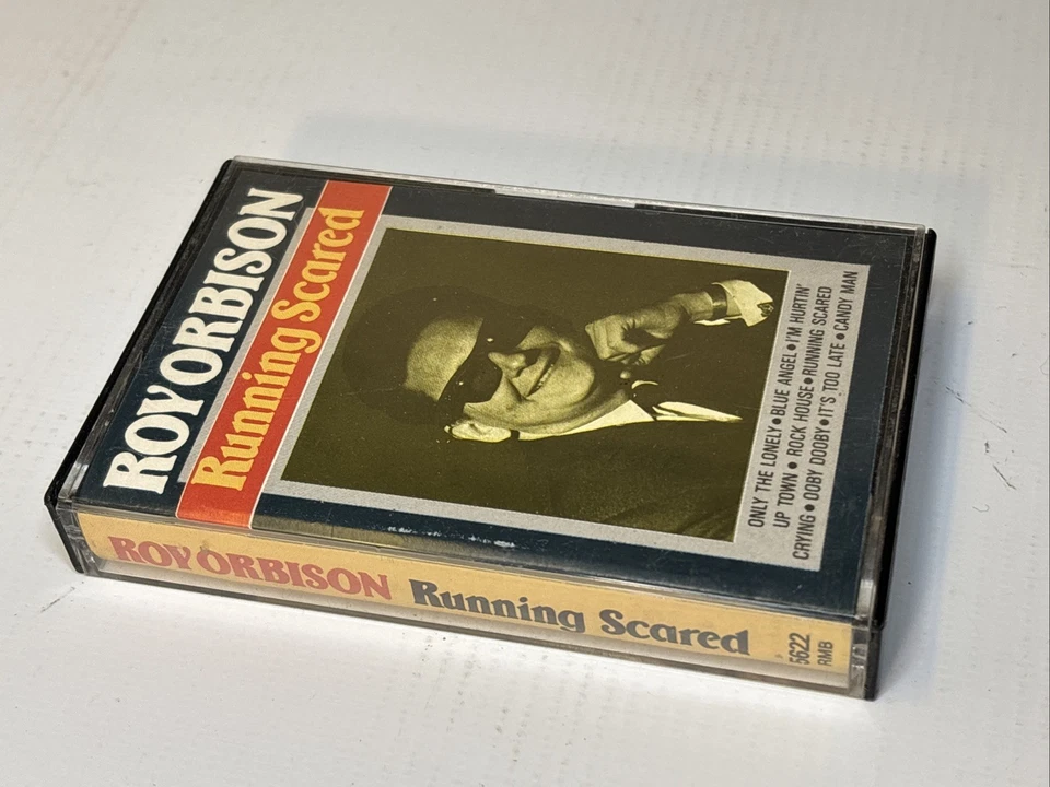 ROY ORBISON - RUNNING SCARED - CASSETTE TAPE 1986 - PORTUGAL IMPORT - Image 2 of 4