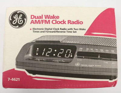 Vintage GE 7-4621 Dual Wake AM/FM Clock Radio Alarm