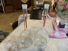 PYREX LONG-NECK FLASKS-2 USED NO.5660 MEDICAL/ SCIENTIFIC FLASKS 12” TALL 1000ML