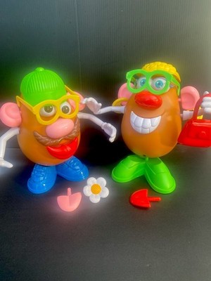 Vintage 1986 Hasbro Playskool Mr. Mrs. Potato Head With Some Accessories