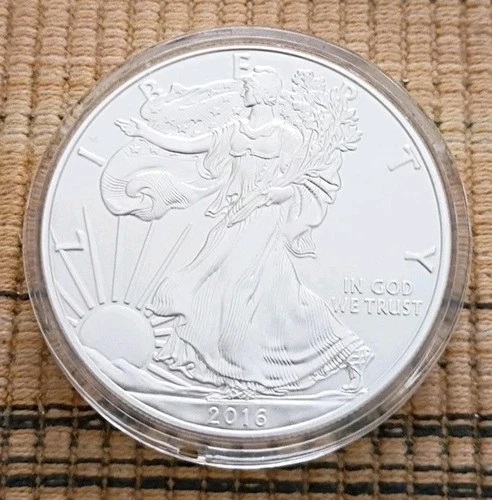 2016 American Silver Eagle .999 Fine 1 oz Silver Coin