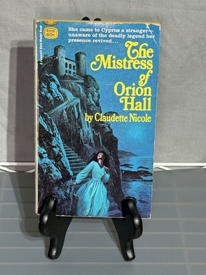 The Mistress Of Orion Hall By Claudette Nicole 1970 PB Fawcett Gold Medal Books