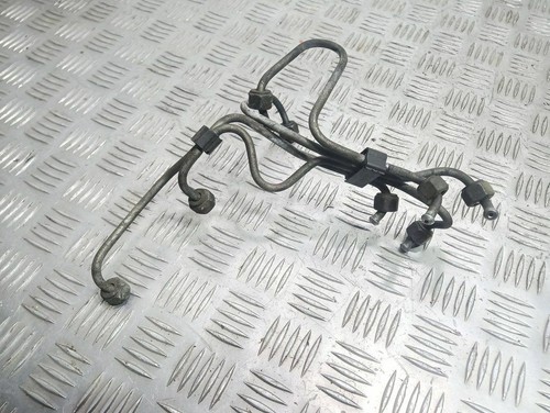 Volkswagen PASSAT B3 1993 Kraftstoffleitung Diesel 50kW UST44667