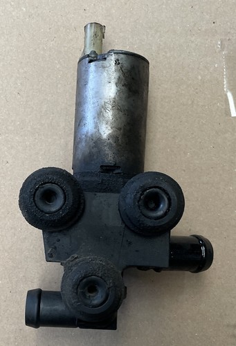 BMW Bosch 64116928246 Zusatz Wasser Pumpe Kühlwasser Ventil 392020097