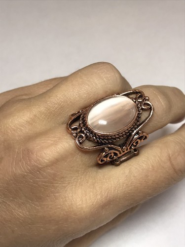 Stretchy Cabochon Bold Ring Bold Bling Statement Fun Moonstone Shimmer Look - Picture 3 of 6